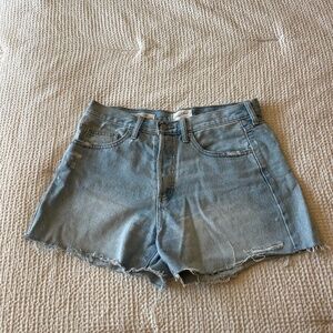Midrise 90s Baggy Cut Offs